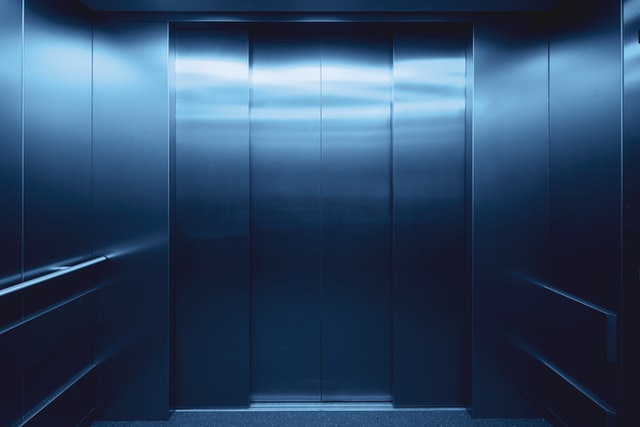 エレベーター　夢