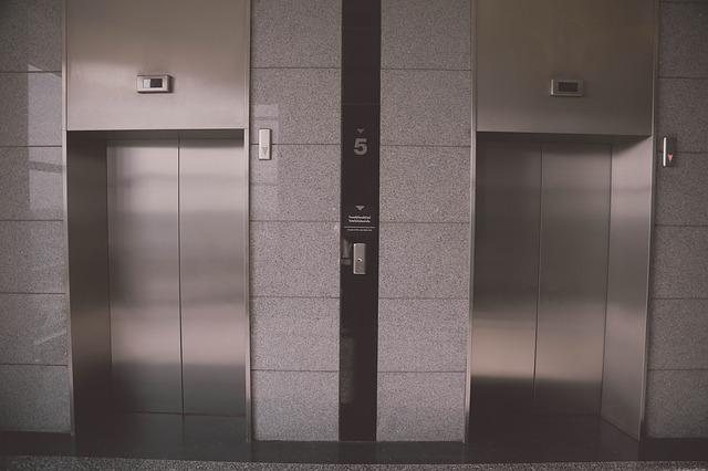 エレベーター 夢
